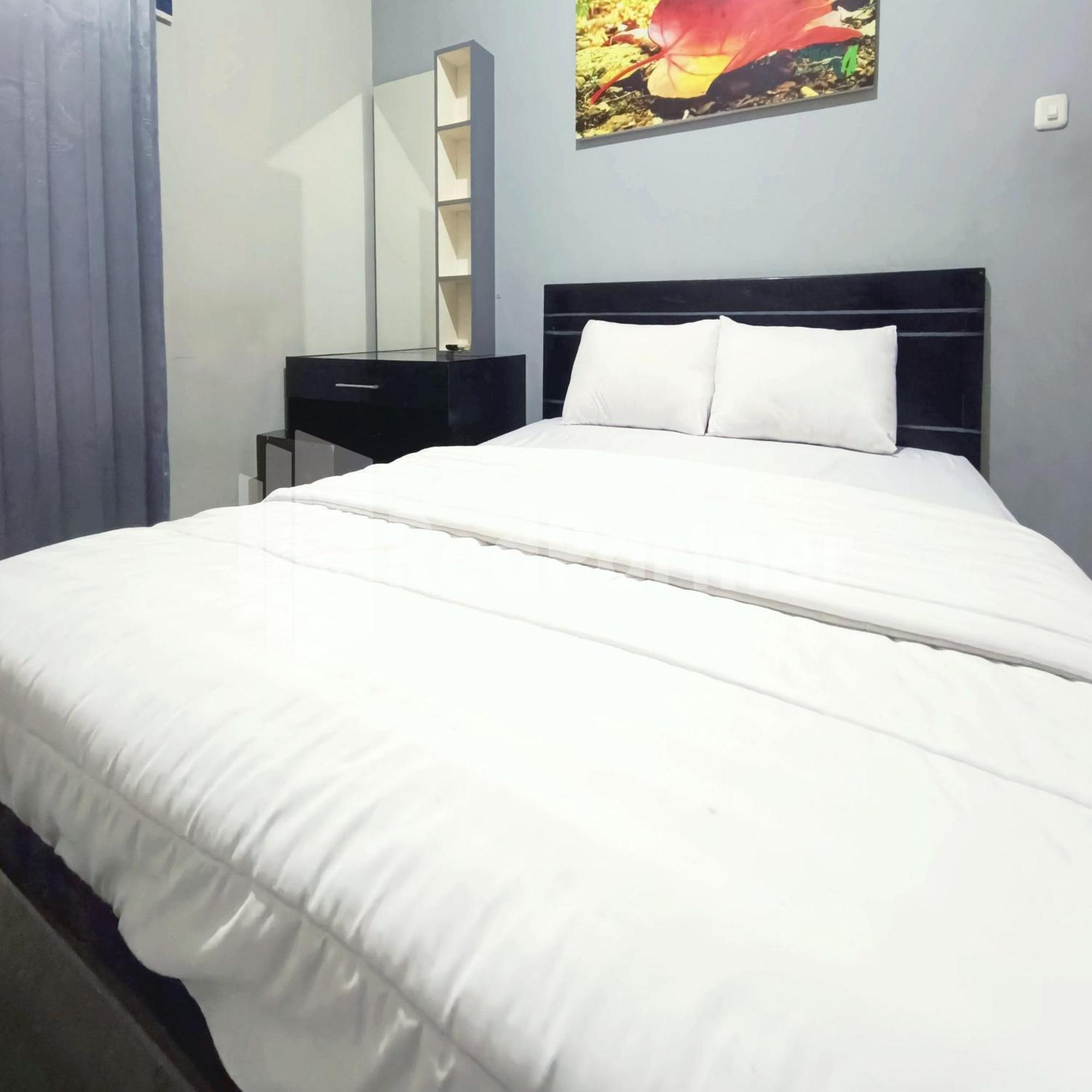 OYO 90193 D'waru Homestay Syariah Surakarta  Bagian luar foto