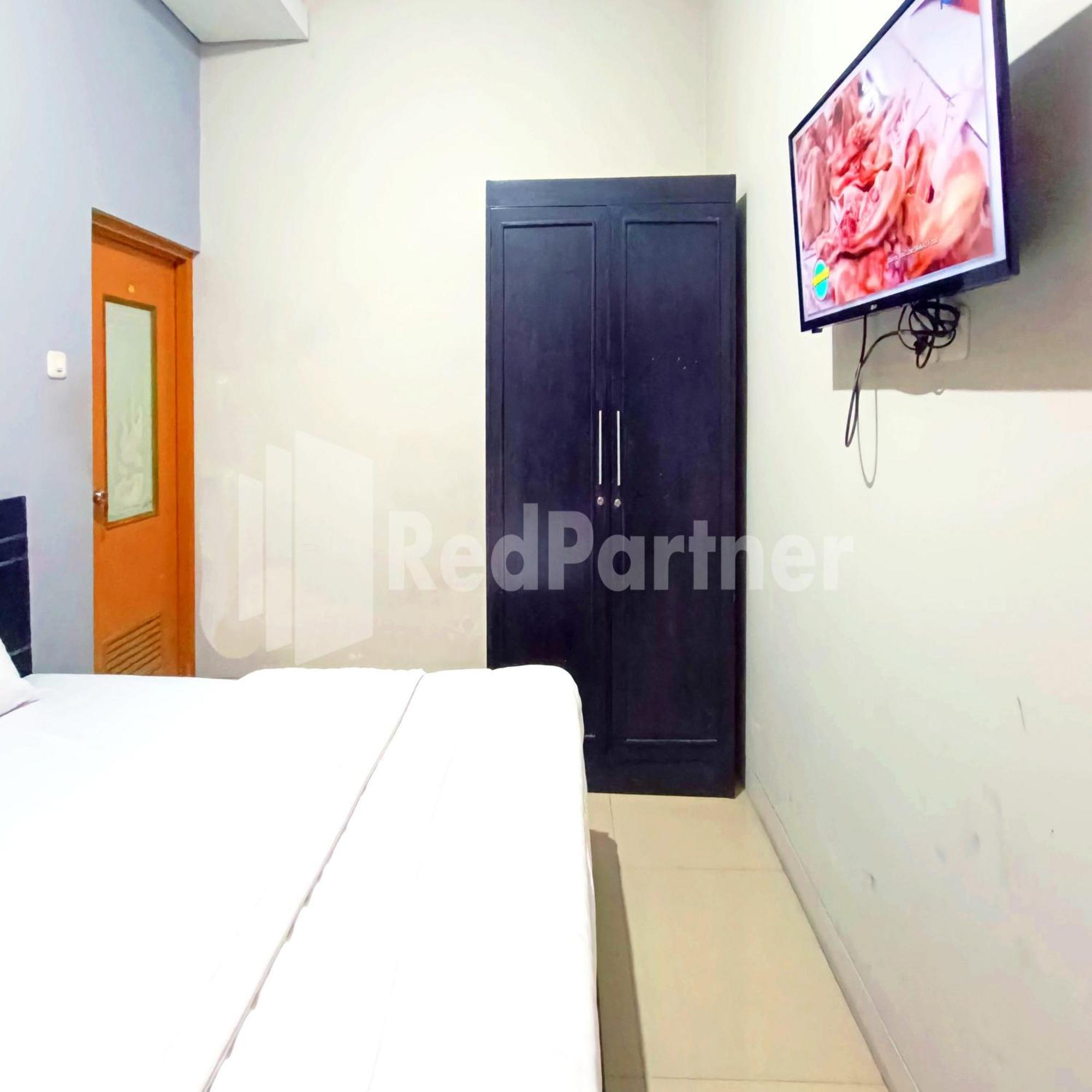 OYO 90193 D'waru Homestay Syariah Surakarta  Bagian luar foto