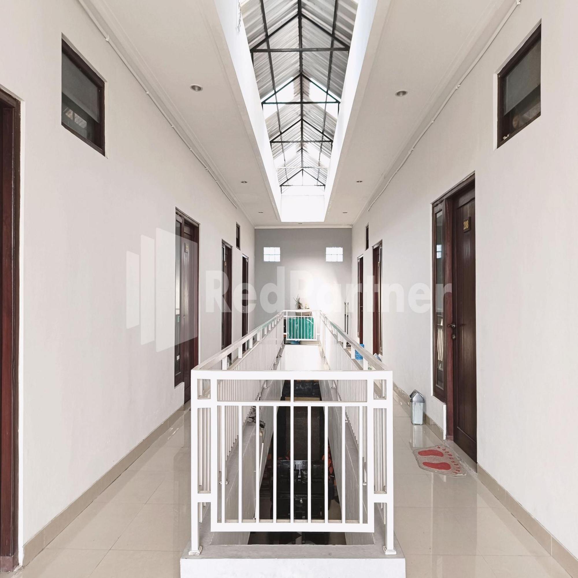 OYO 90193 D'waru Homestay Syariah Surakarta  Bagian luar foto